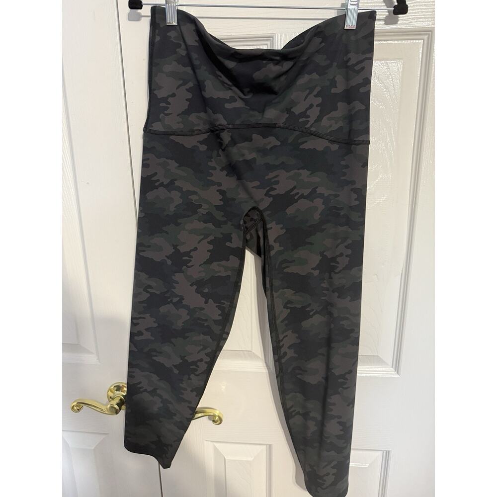 SPANX Booty Boost Leggings 1X High Rise Sculpting Camo Compression Activewear